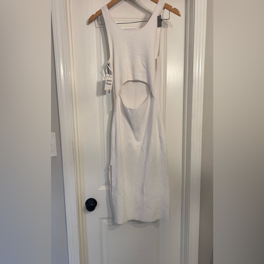 LEITH Scoop Neck Cut Out Tank Dress - Picture 4 of 7